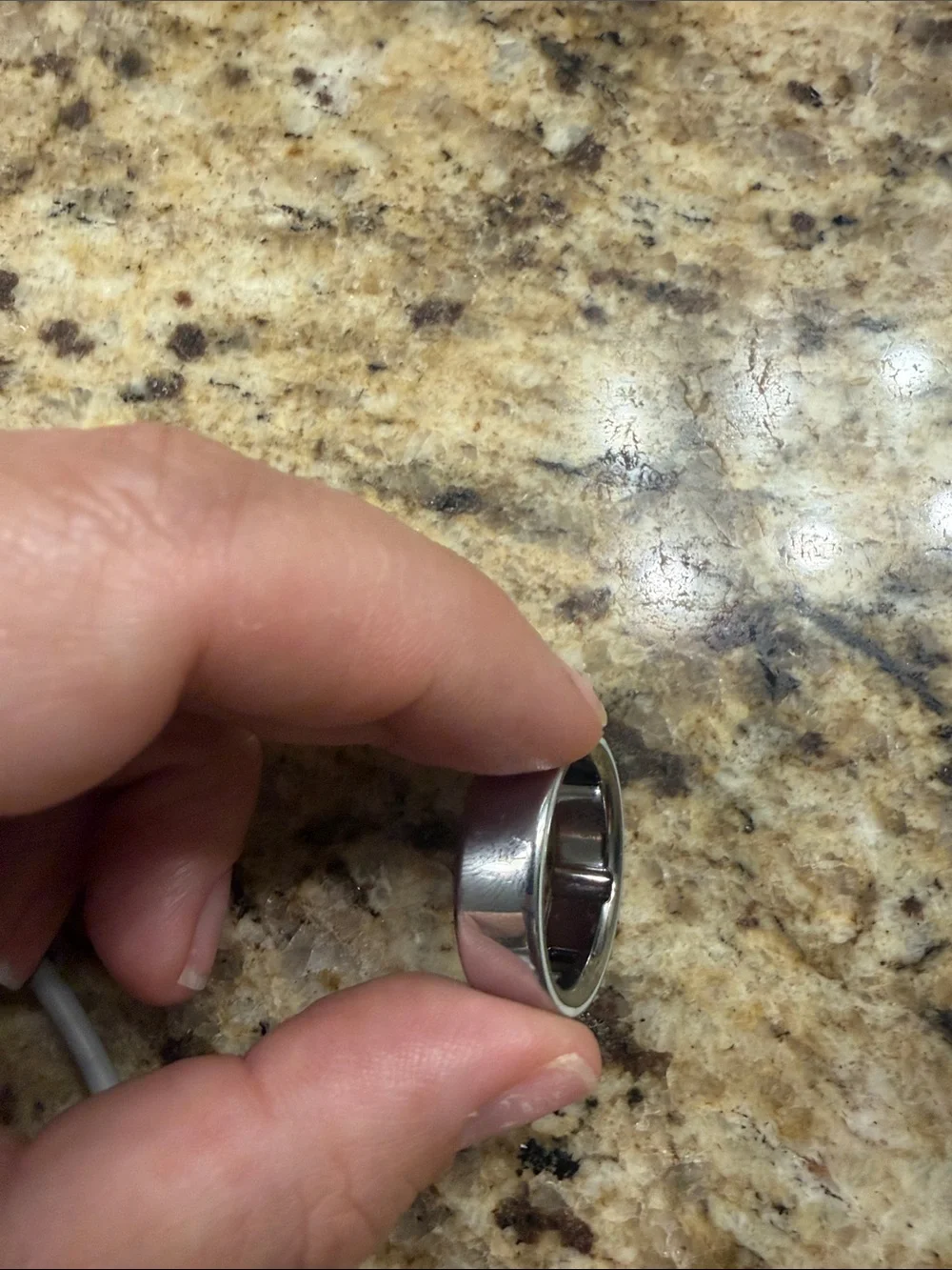 Oura Size 12 Version 4 Polished Silver (like new) - 2 chargers included